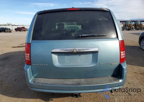 2010 Chrysler Town & Country Touring from USA, damaged, VIN 2A4RR5D12AR346596